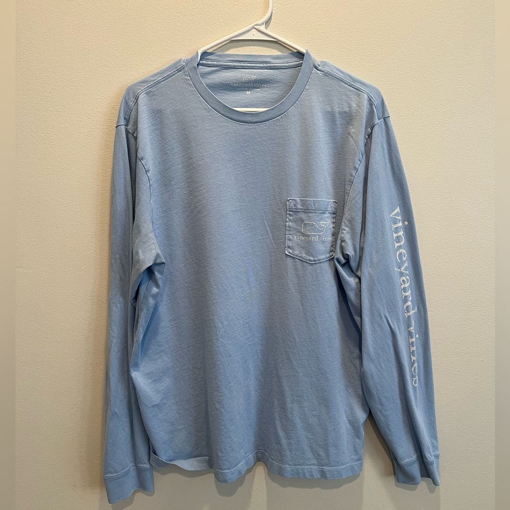 VINTAGE - Men’s Vineyard Vines Long-Sleeve - Medium!